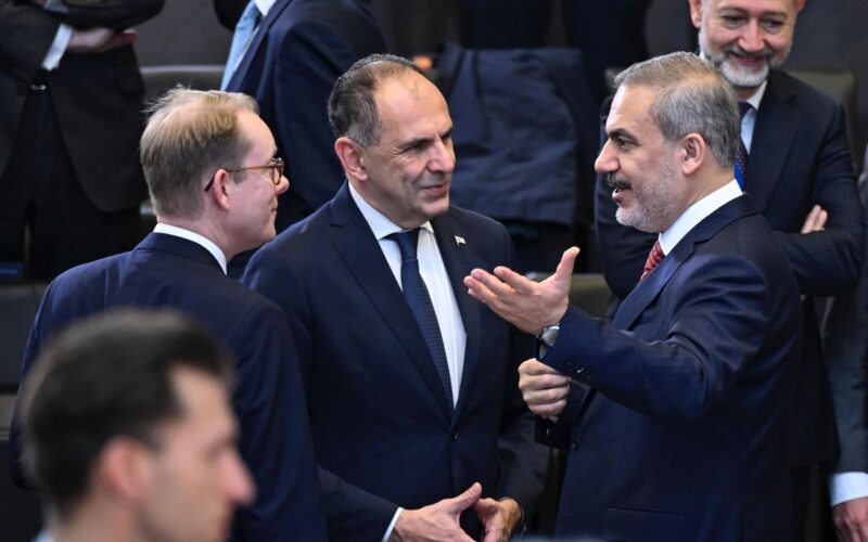 Τα «ήρεμα νερά» και οι «φουρτούνες»…!