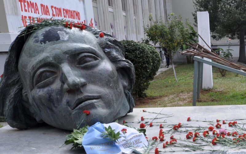 «Γενιά του Πολυτεχνείου» – Η Γενιά που κατέστρεψε την Ελλάδα…
