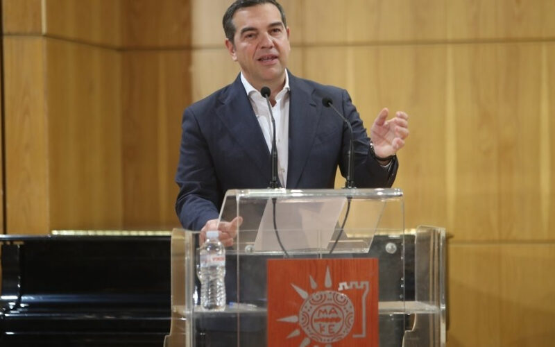 Τι σηματοδοτεί η επίσκεψη Τσίπρα στο Πανεπιστήμιο ΜΑΚΕΔΟΝΙΑΣ και γιατί δεν προβλήθηκε από τα Μ.Μ.Ε;