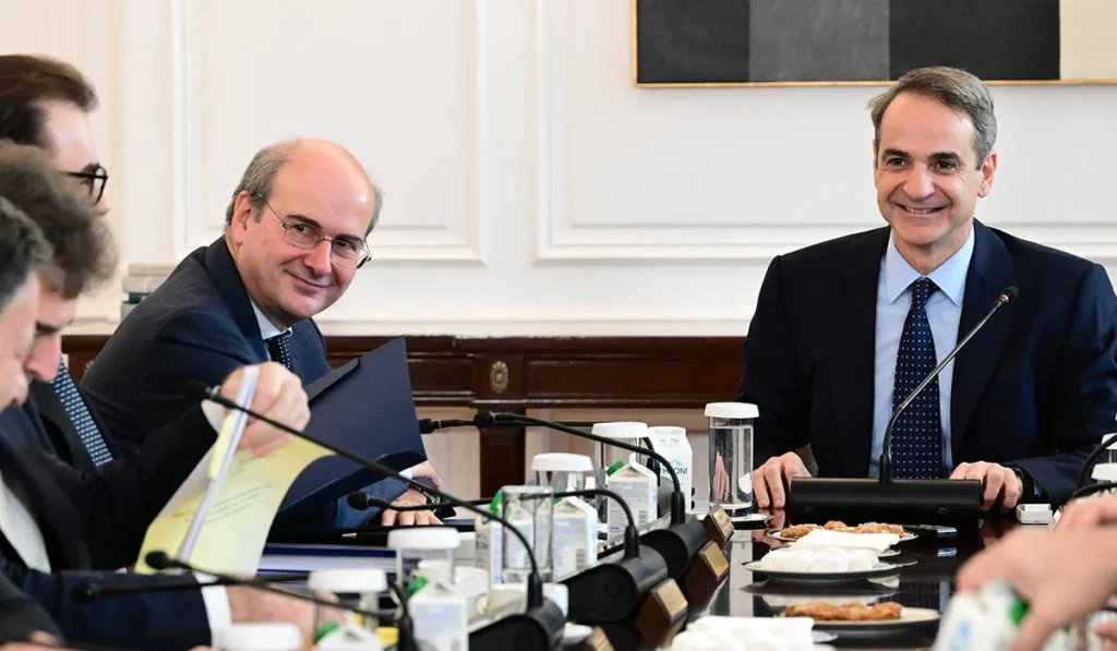 Ο νόθος...ανασχηματισμός, ύβρις προς την επαναστατημένη κοινωνία…