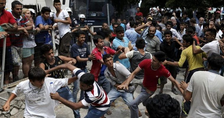Που οδηγεί ο εποικισμός της ελληνικής επαρχίας με μουσουλμάνους μετανάστες;