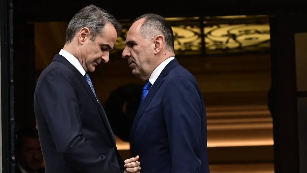 Ο καταστροφικός «φιλέλληνας» Γιώργος Γεραπετρίτης...