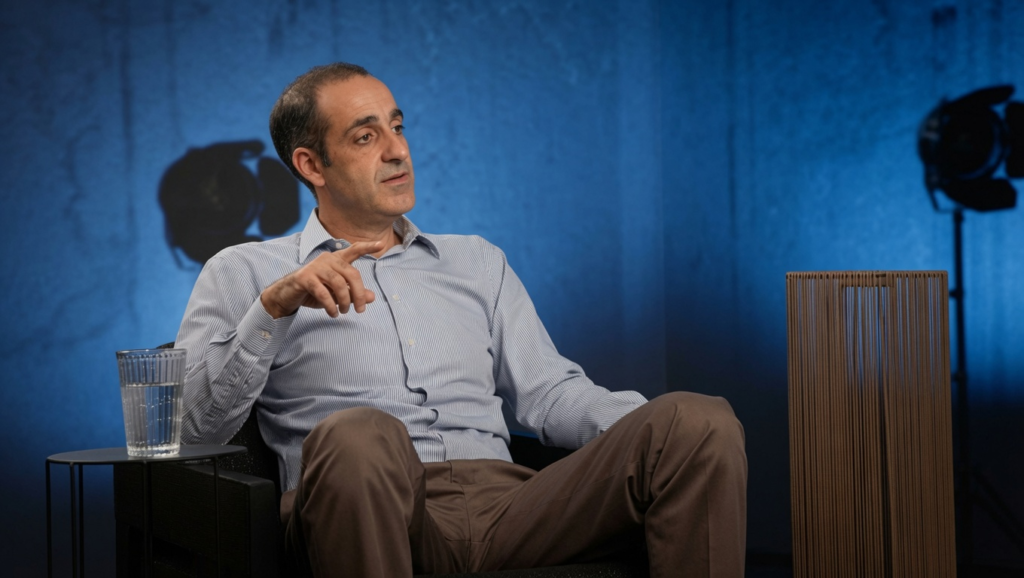 Αδίστακτη φαμίλια: Με όρους Μαφίας ο Δημητριάδης ομολόγησε τις υποκλοπές «τρώγοντας τη σφαίρα για να γλιτώσει το αφεντικό του»...