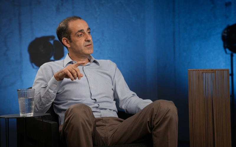 Αδίστακτη φαμίλια: Με όρους Μαφίας ο Δημητριάδης ομολόγησε τις υποκλοπές «τρώγοντας τη σφαίρα για να γλιτώσει το αφεντικό του»…